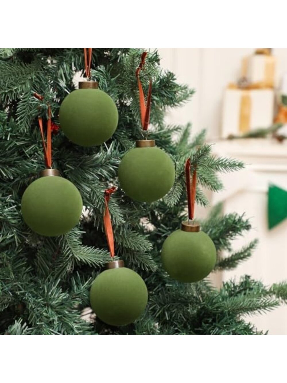 15 Pcs Green Velvet Christmas Ornaments - 3.15 Inch Holiday Decor Balls - Picture 5 of 6